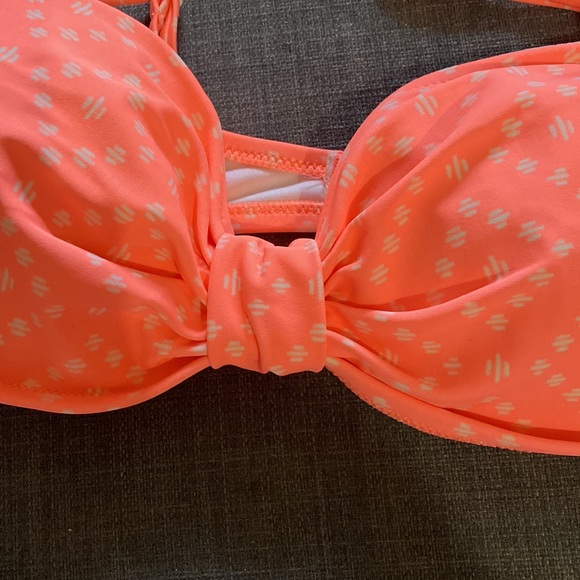 Old Navy bikini top - Picture 5 of 5